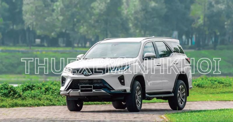 Toyota Innova 7 chỗ